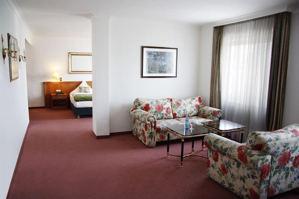 Ina Hotel Royal Köln Ngoại thất bức ảnh