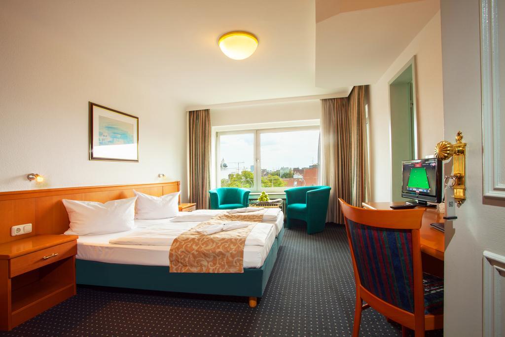 Ina Hotel Royal Köln Ngoại thất bức ảnh